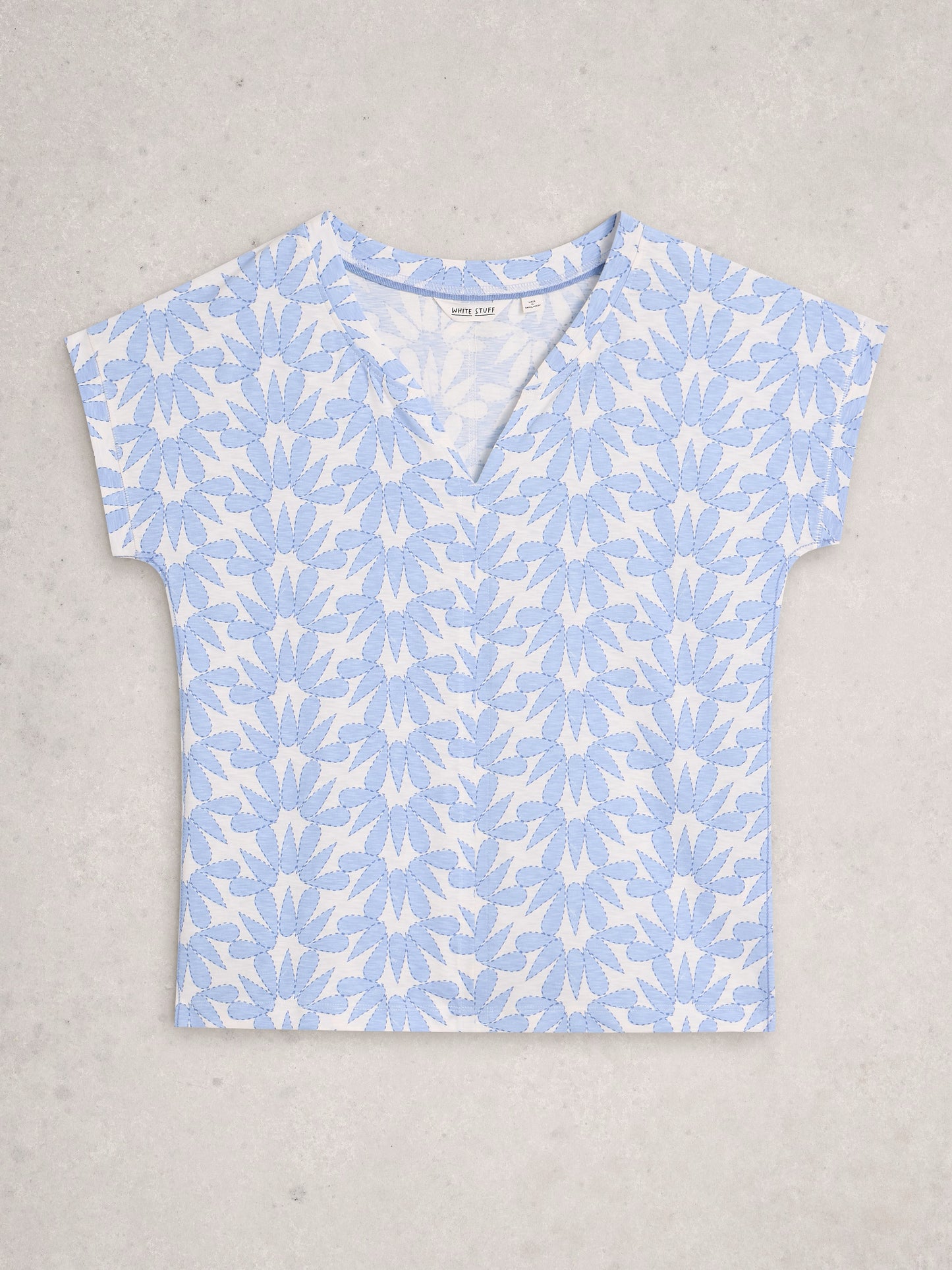 Nelly Notch Neck Tee