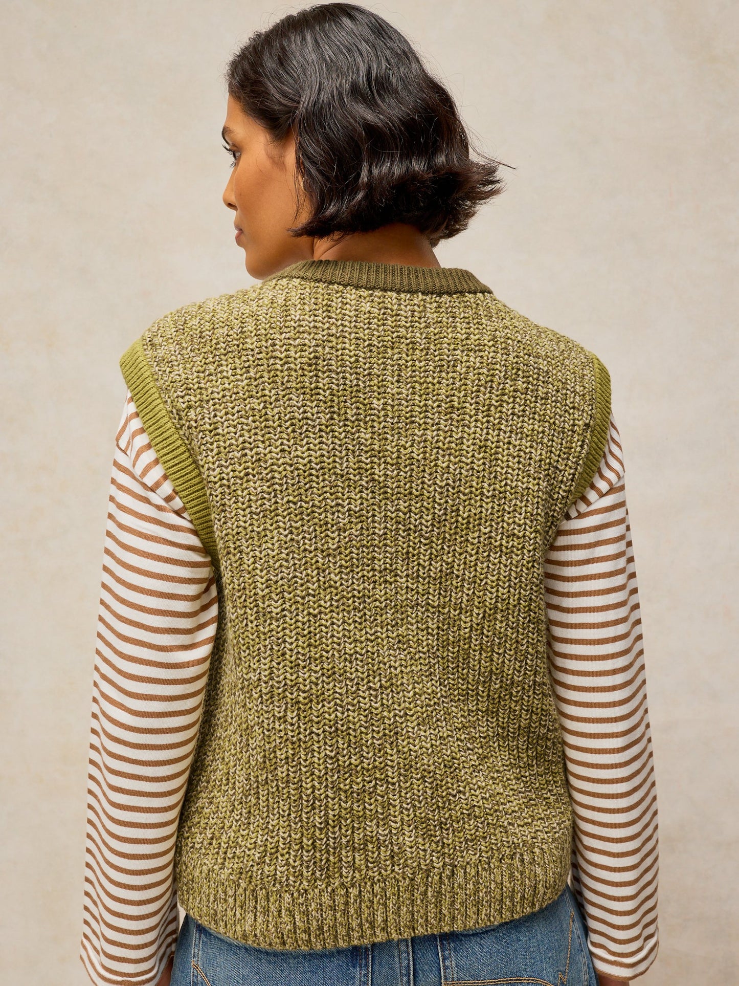 Twist Button Tank
