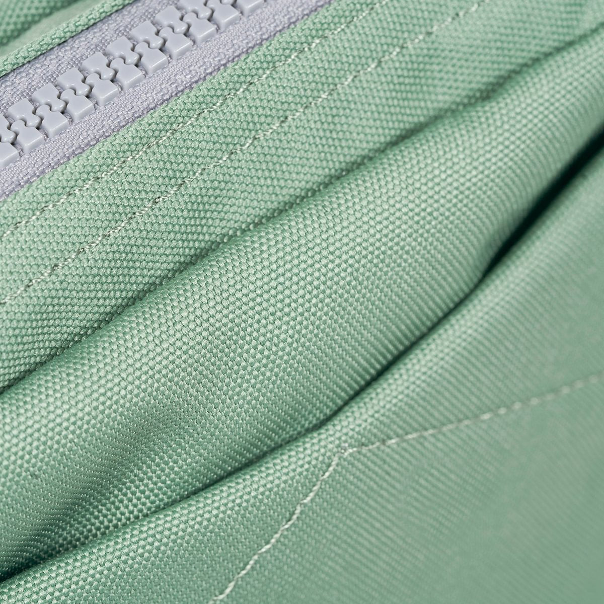 Bond Crossbody Bag in Frost Canvas