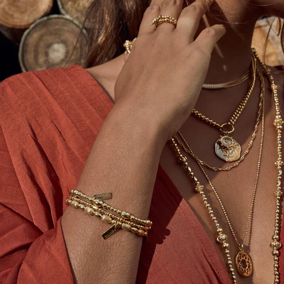 Gold Cute Oval Bracelet