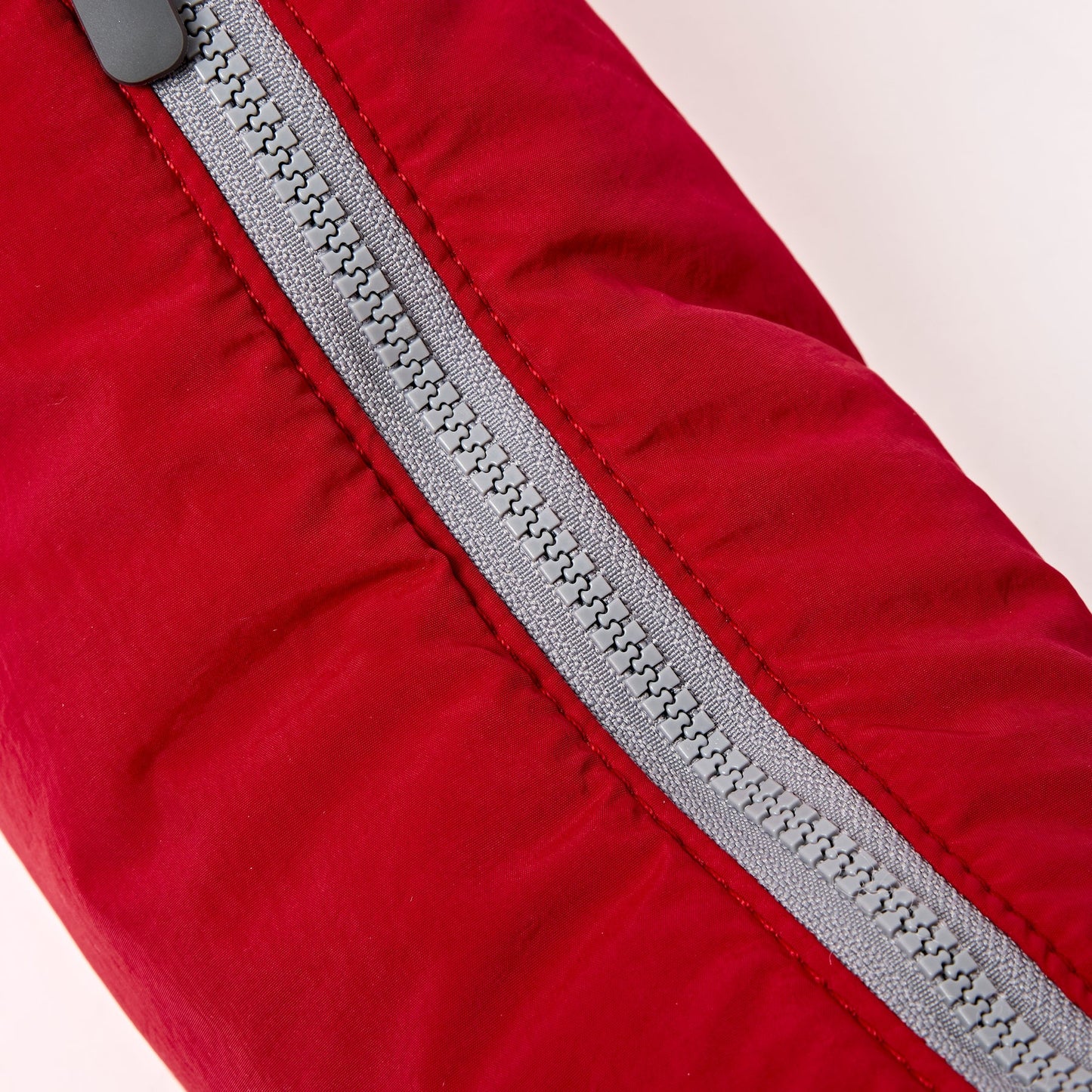 Farringdon Half Moon Bag in Chilli