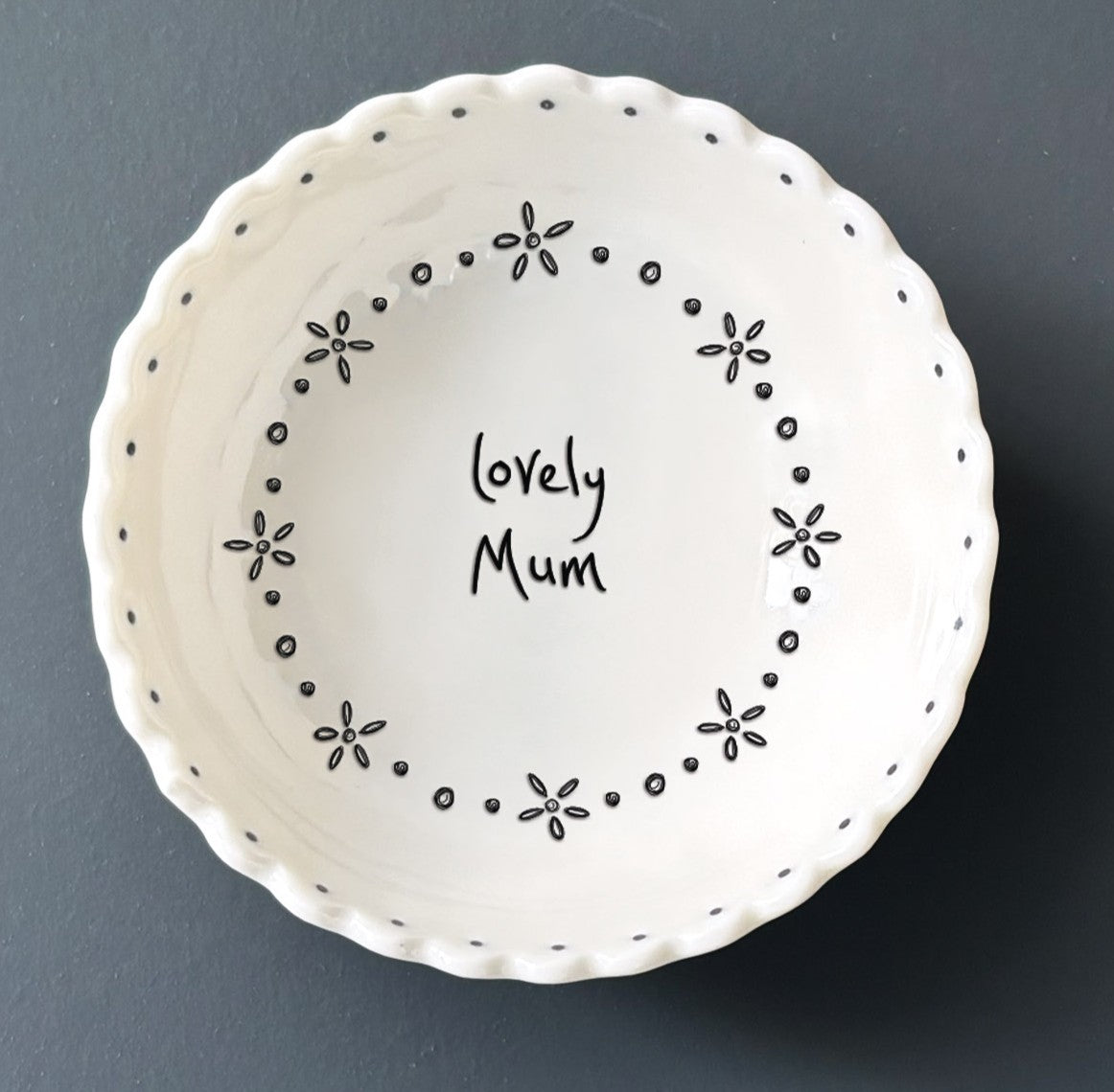 Small Scallop Bowl - Lovely Mum