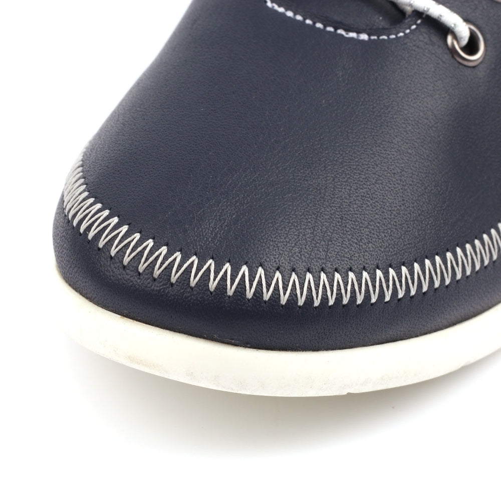 Penelopy Leather Trainer