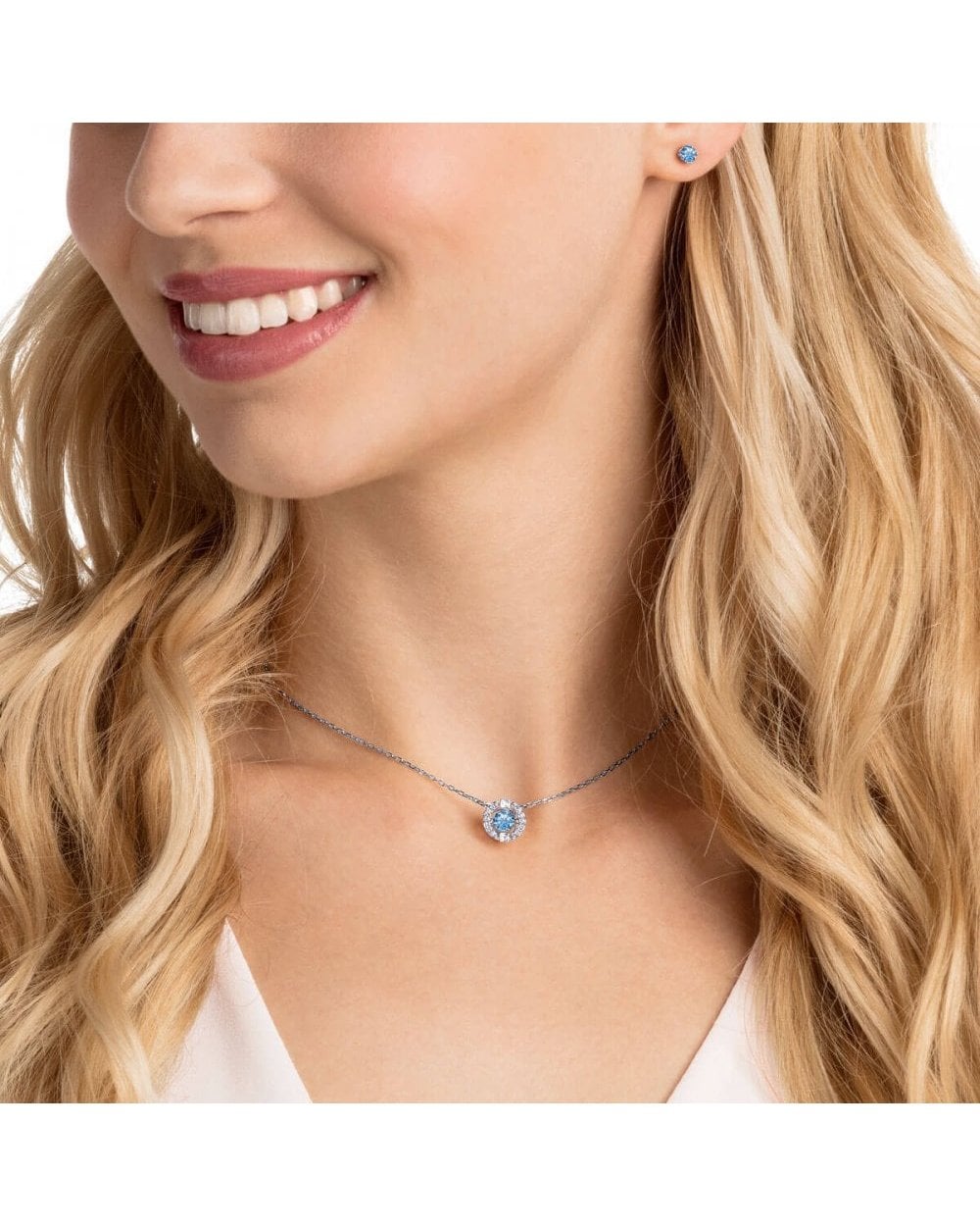 Sparkling Dance Round Set, Blue, Rhodium Plating