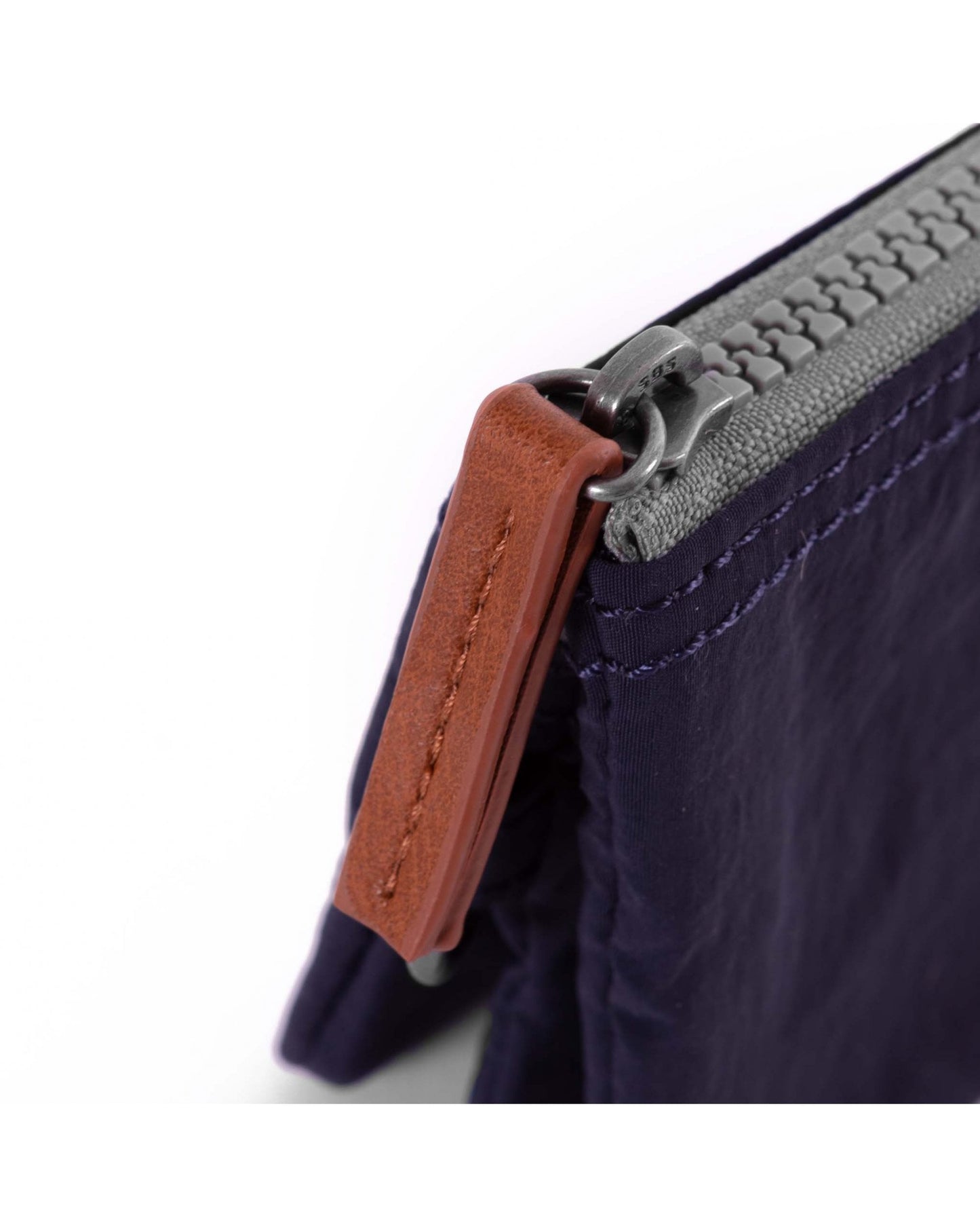 Carnaby Small Midnight Classic