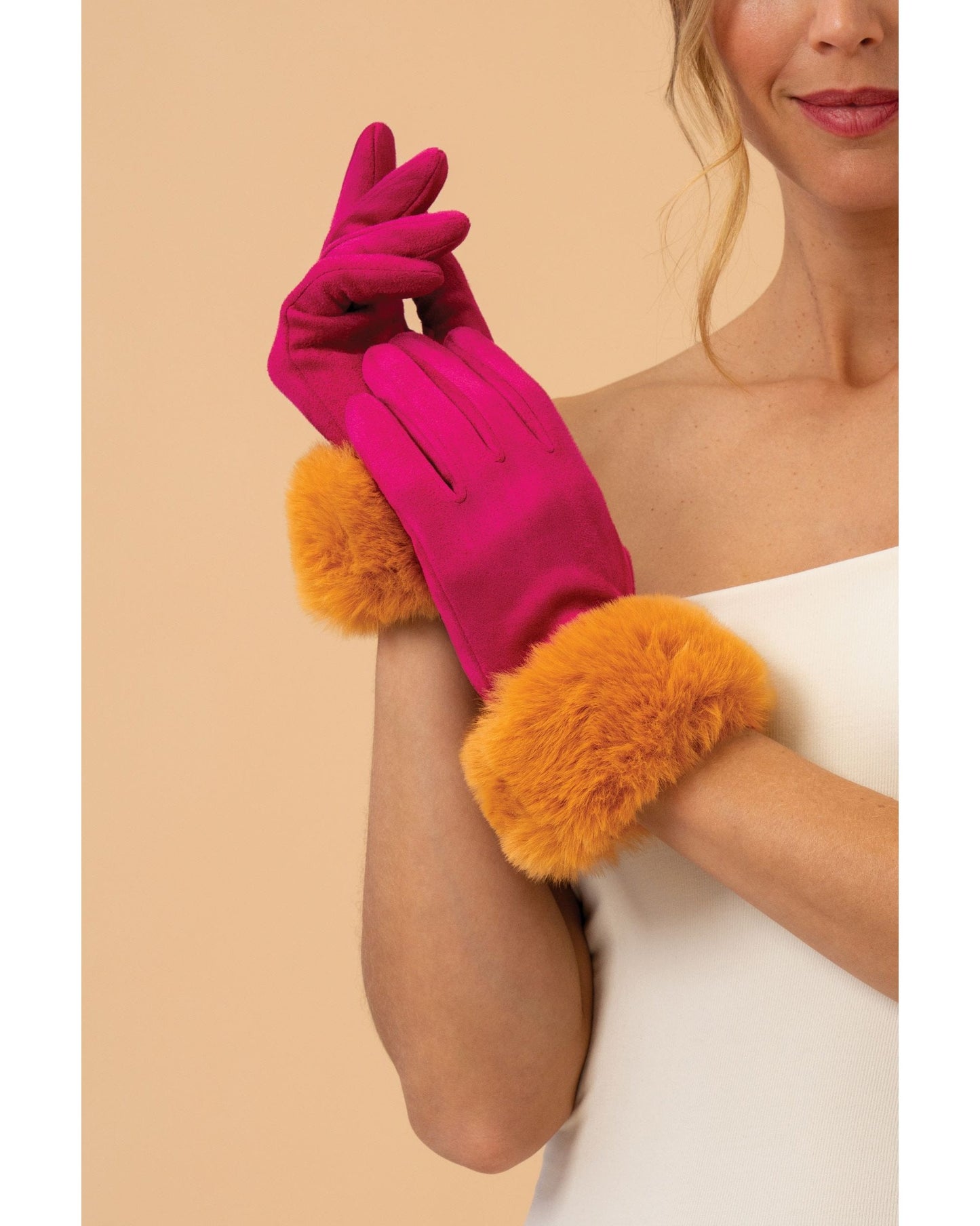 Bettina Faux Suede/Faux Fur Gloves