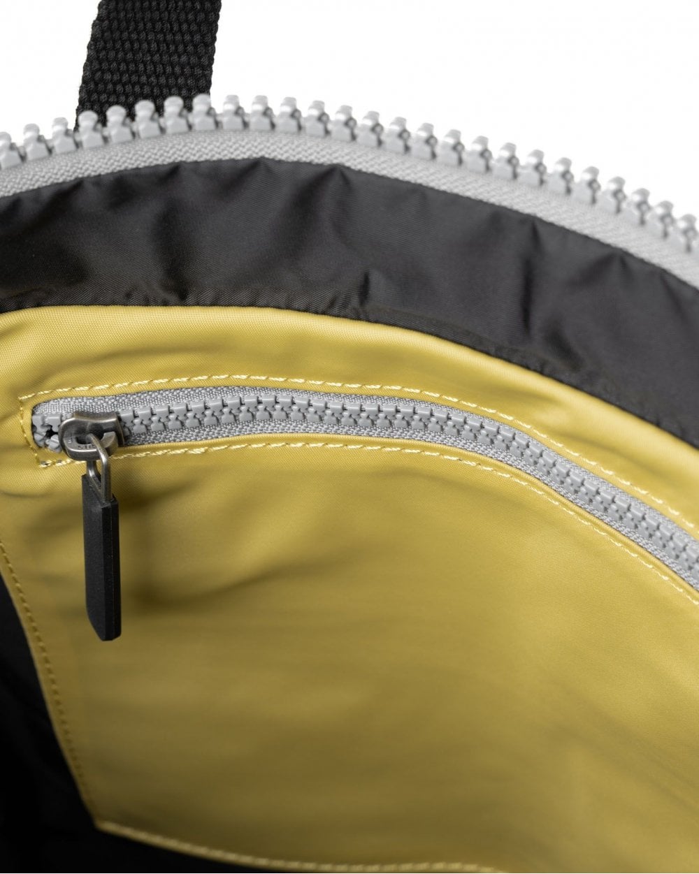 Black Label Canfield B Bamboo Recycled Nylon Medium