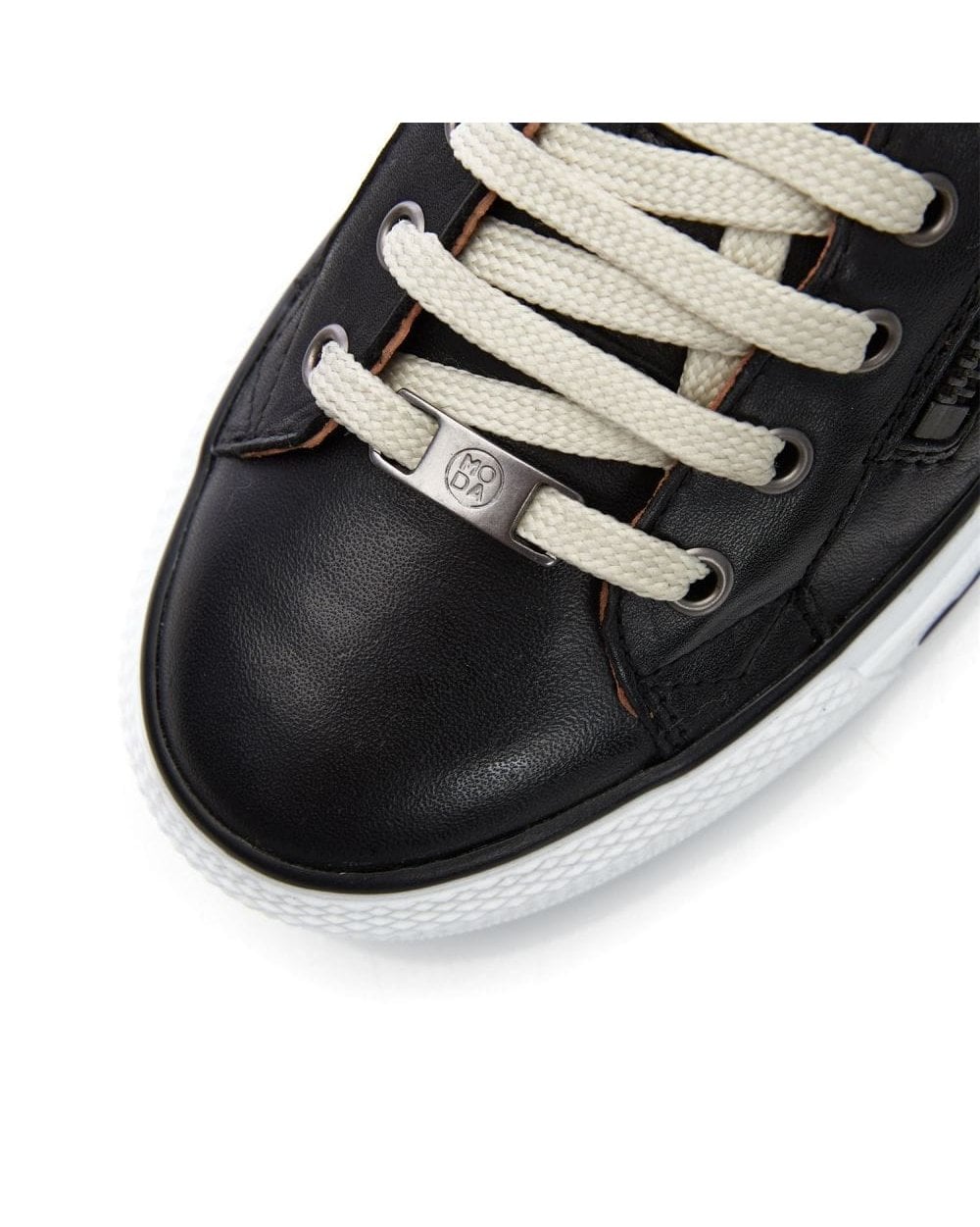 Brayleigh Leather Trainer