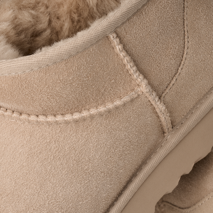 Classic Ultra Mini Boot