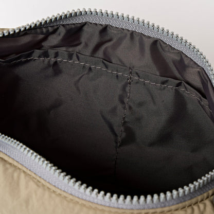 Farringdon Half Moon Bag in Taupe