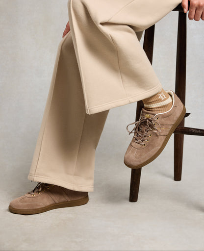 Knightsbridge Court Trainer