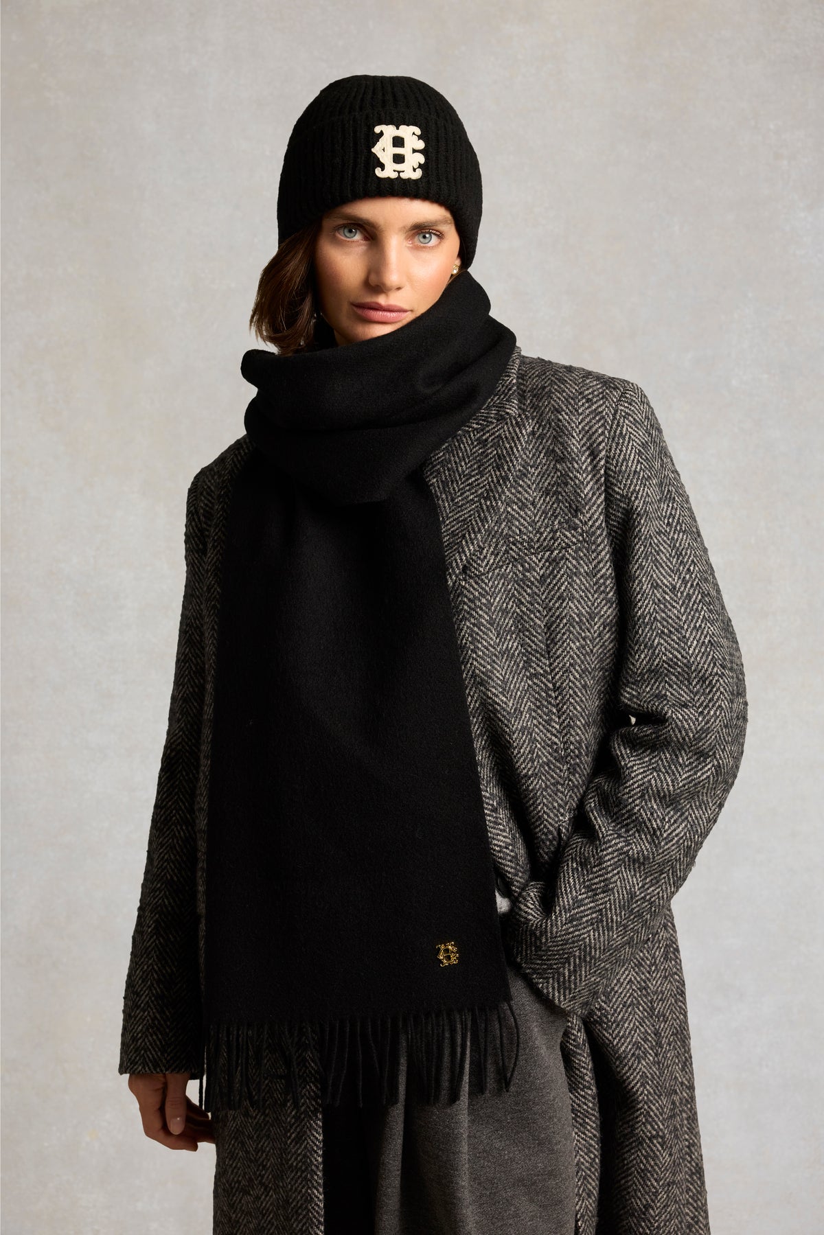 Heraldic Beanie - Black