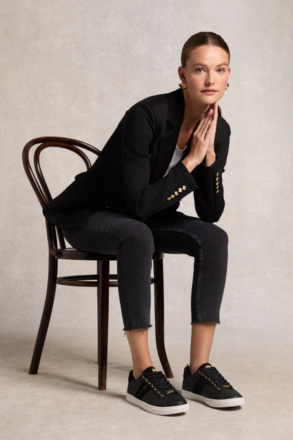 Knightsbridge Court Trainer