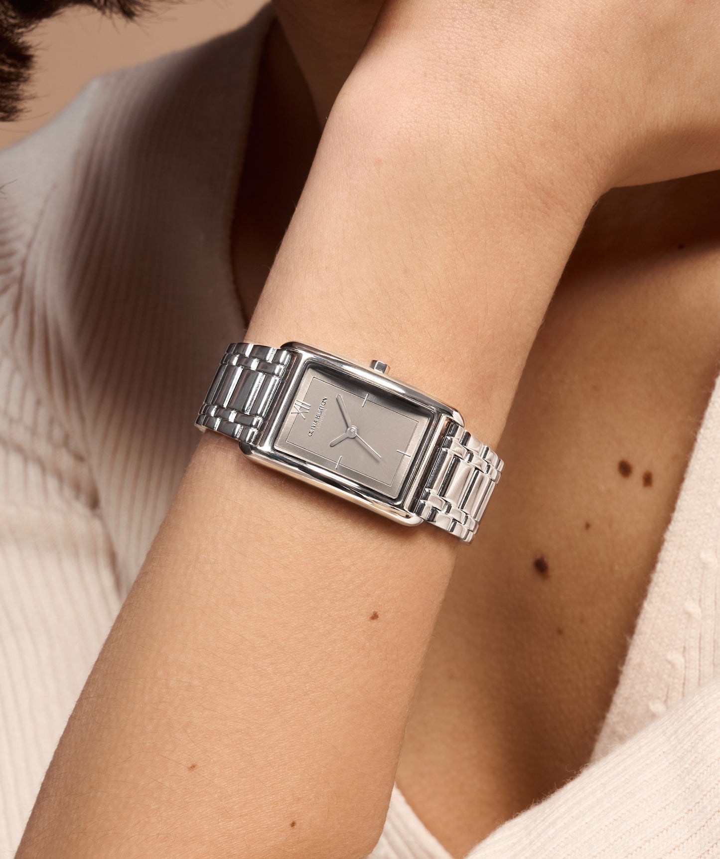 Classic 23mm Grove Dove Grey & Silver Bracelet Watch