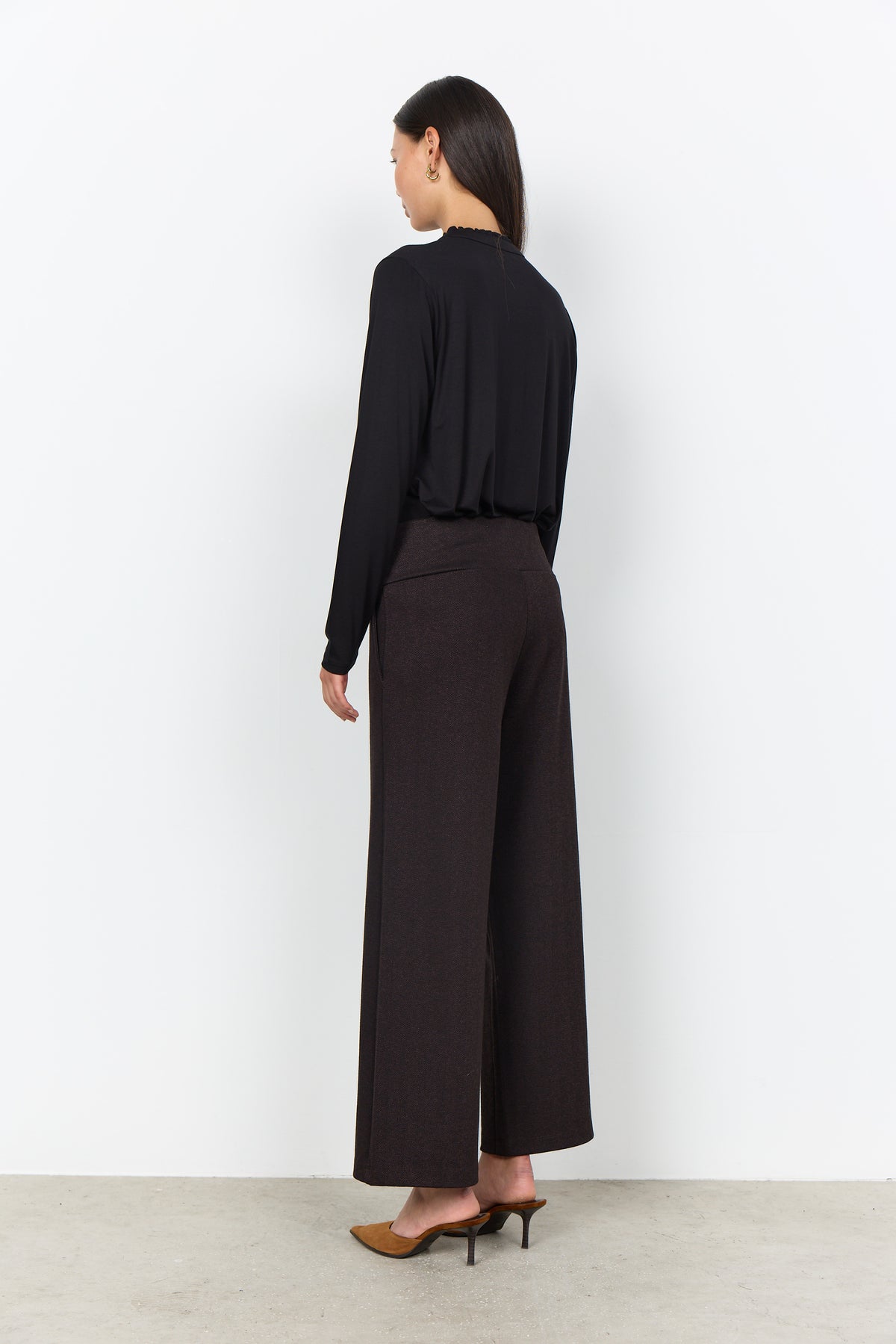 Hebe Pants 3