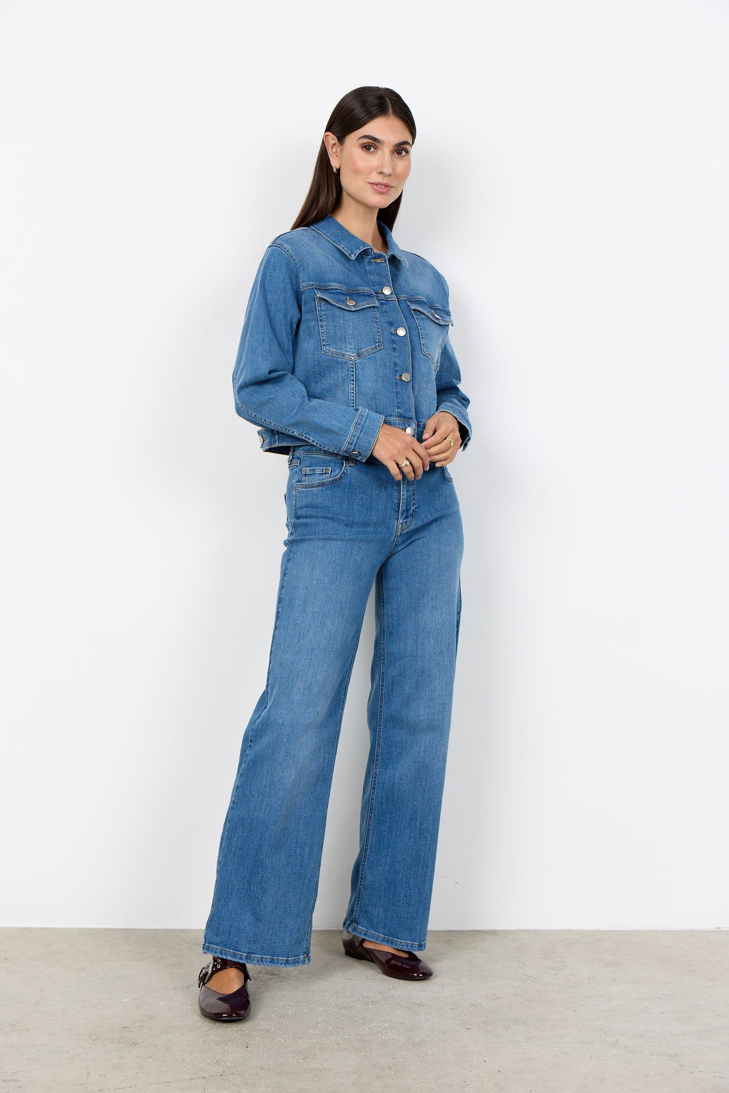Kimberly 24-B Jean