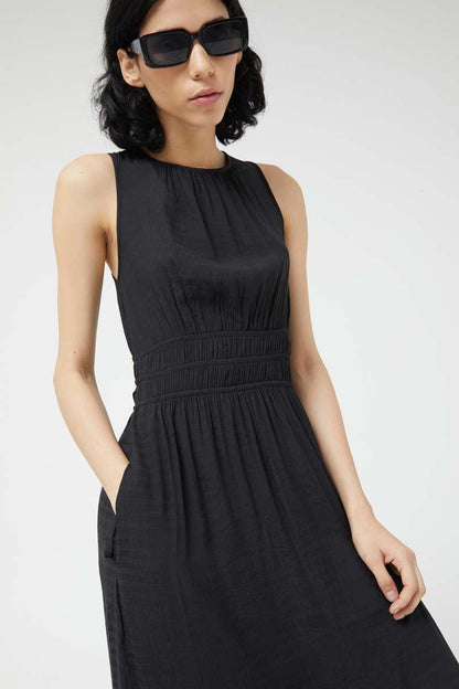 Long Black Sleeveless Dress