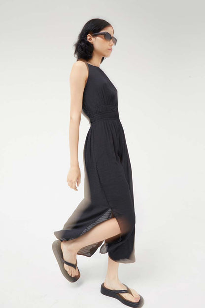 Long Black Sleeveless Dress