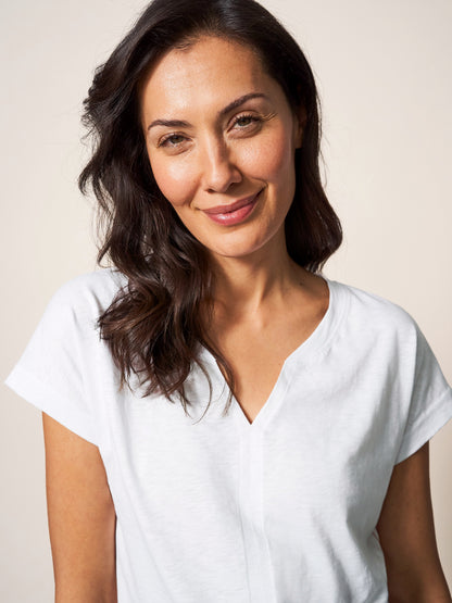 Nelly Notch Neck Tee
