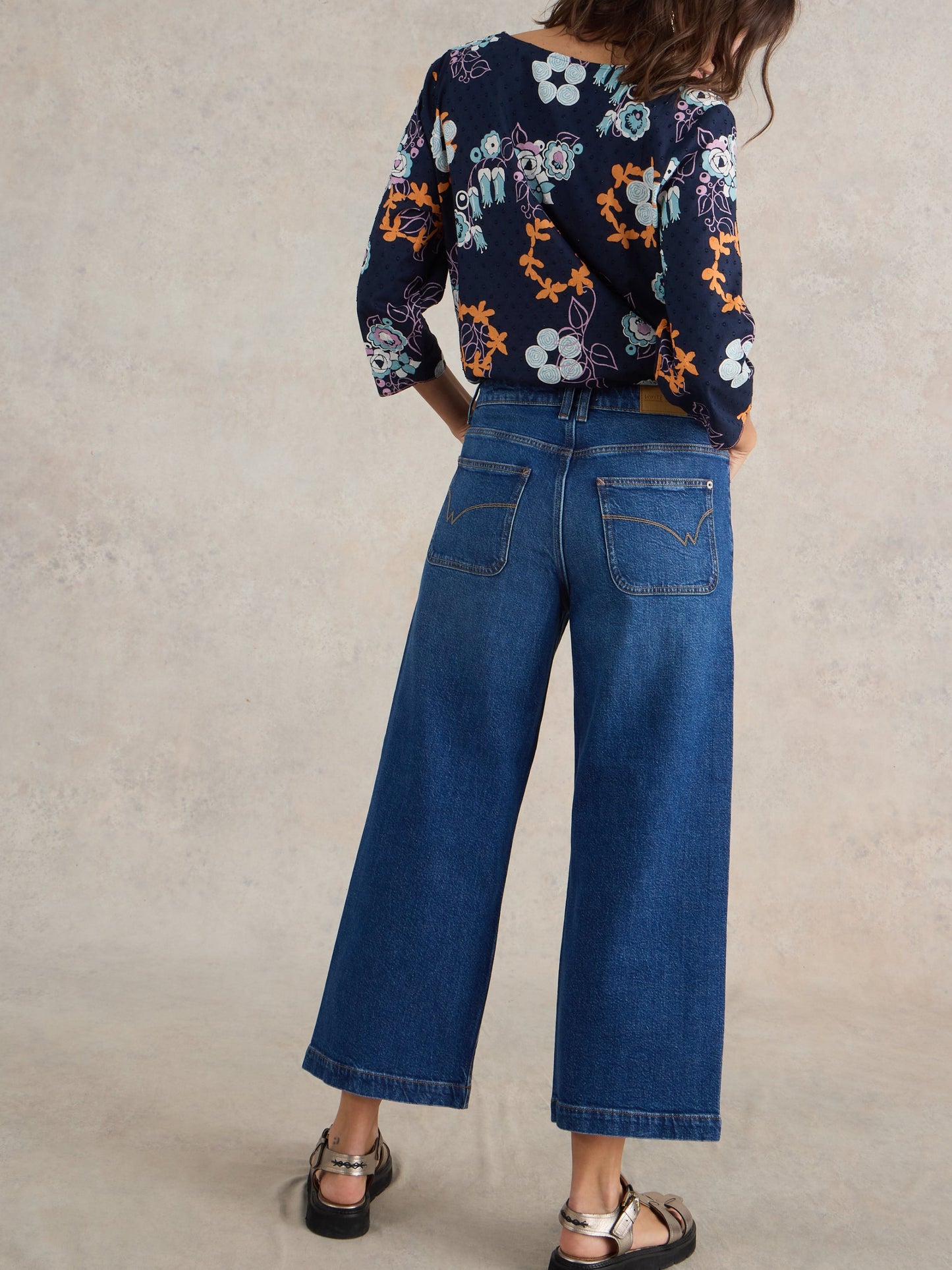 Tia Wide Leg Crop Jean