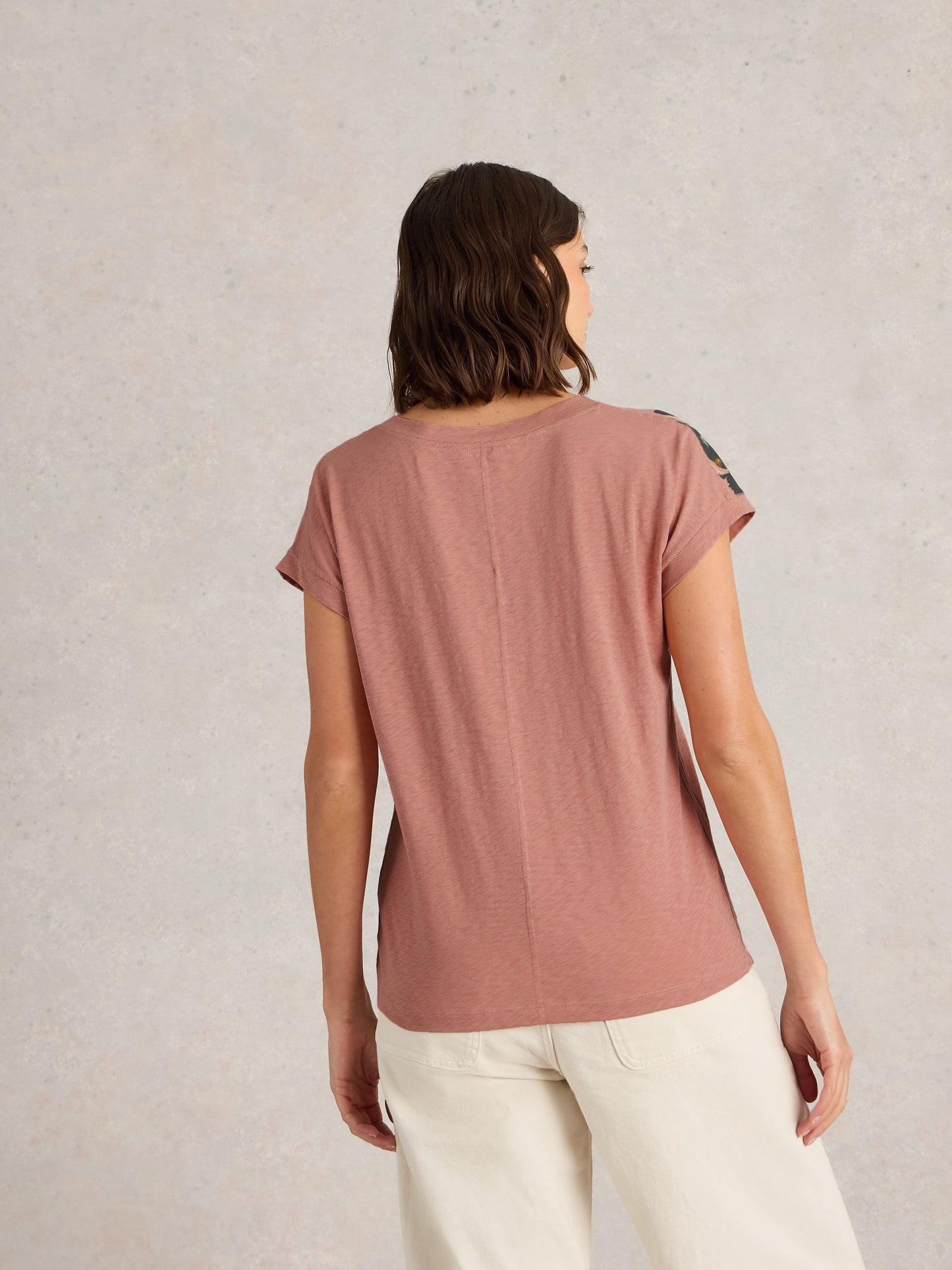 Nelly Notch Neck Tee