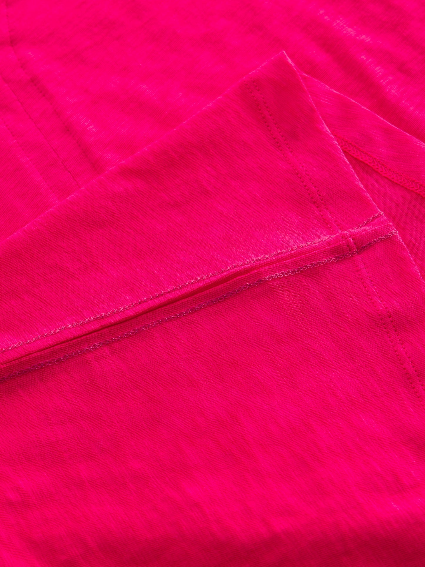 Nelly Notch Neck Tee