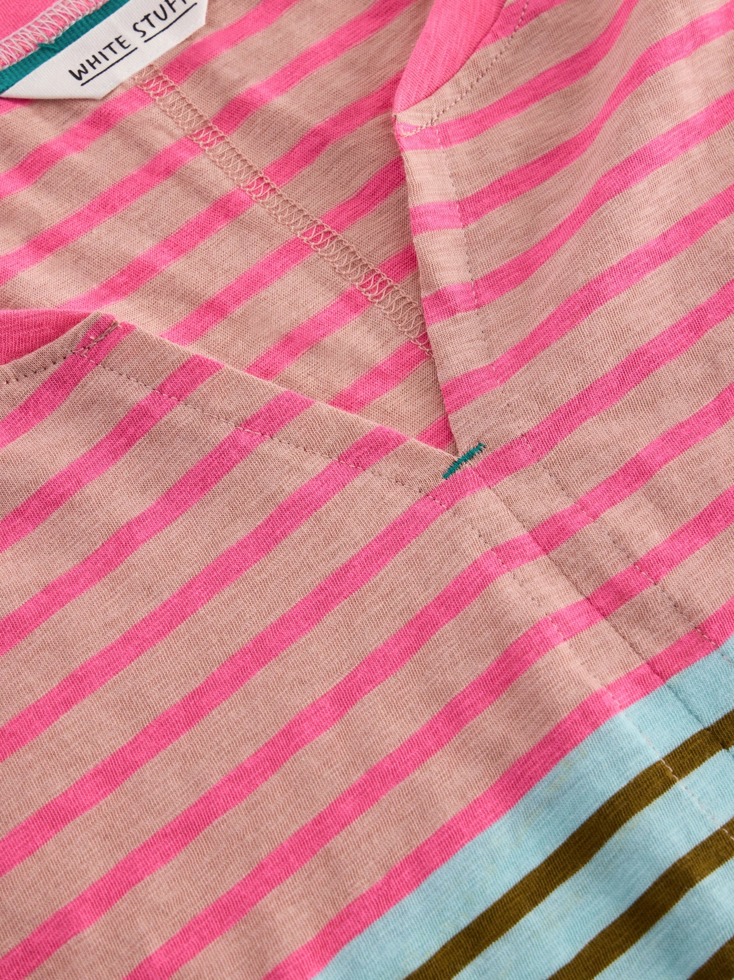 Nelly Notch Neck Tee