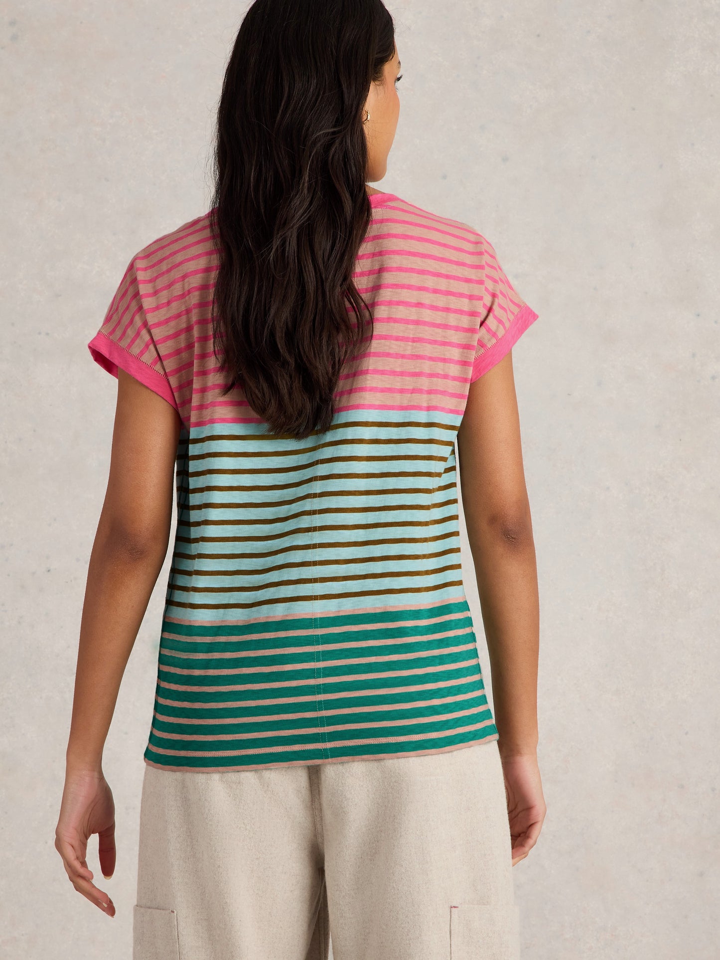 Nelly Notch Neck Tee