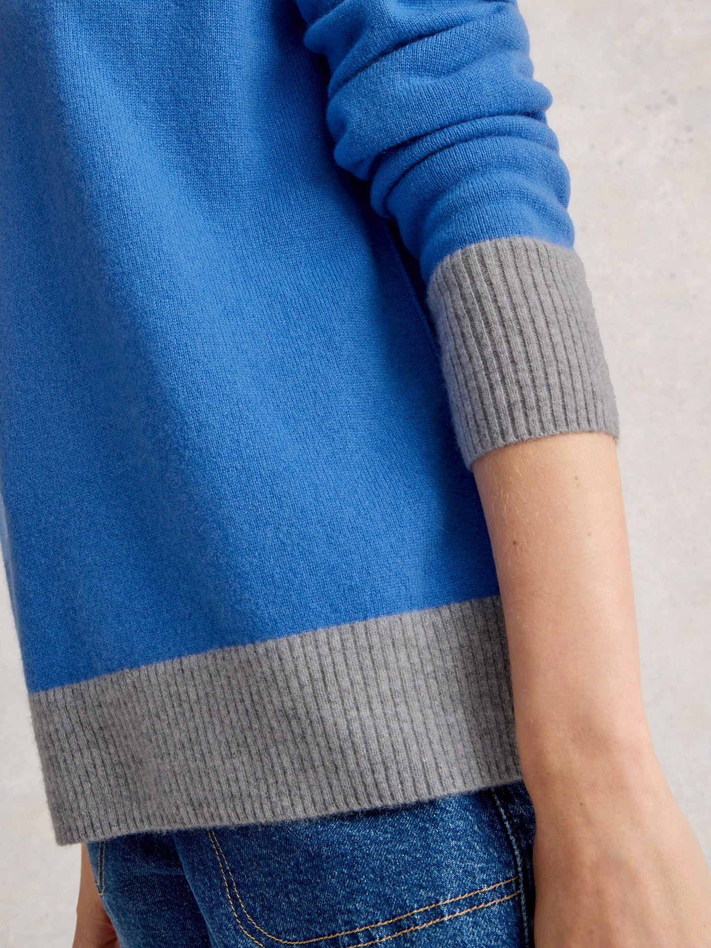 CREW CASHMERE JUMPER