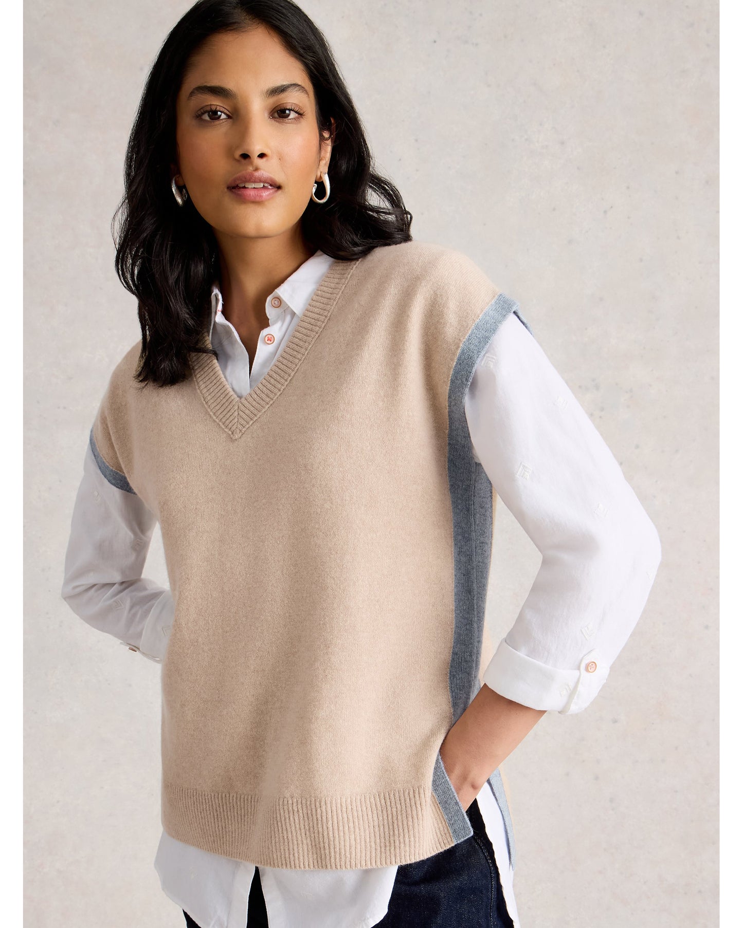 CASHMERE V NECK TANK