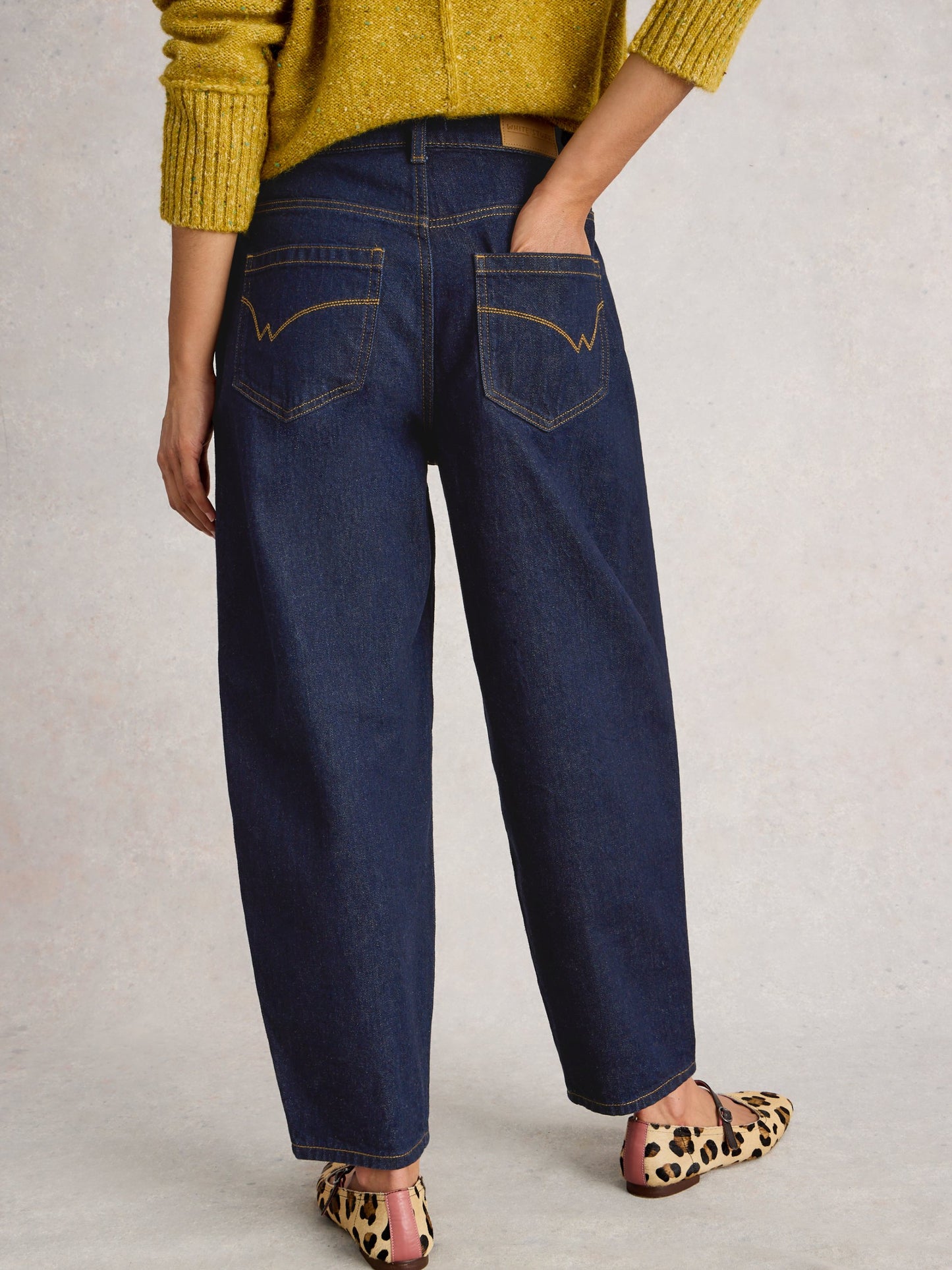 Aubrey Barrel Leg Jean