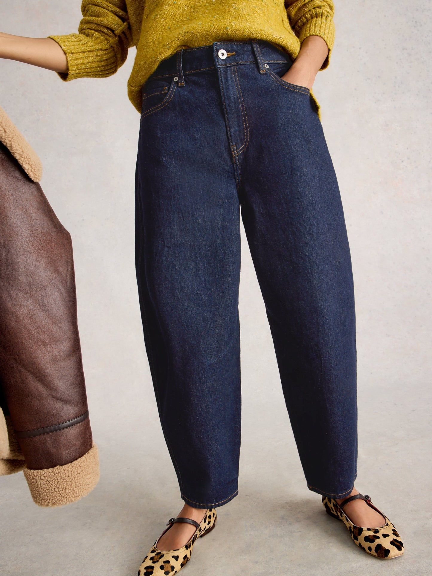 Aubrey Barrel Leg Jean