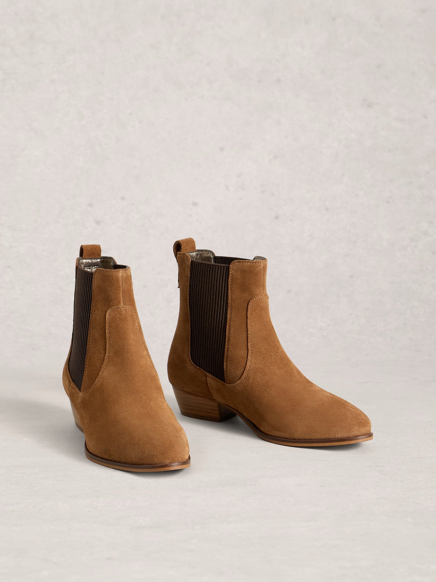 Chelsea Willow Ankle Boot