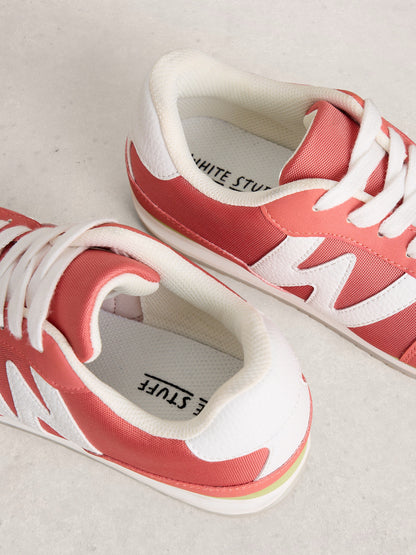 Lucy Trainer