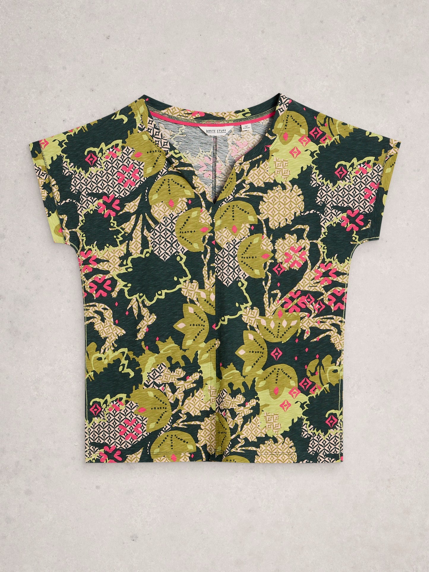 Nelly Notch Neck Tee