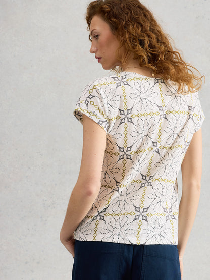 Nelly Notch Neck Tee