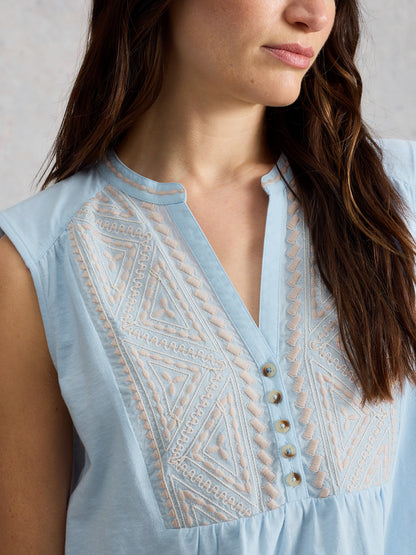 Peony Sleeveless Shirt