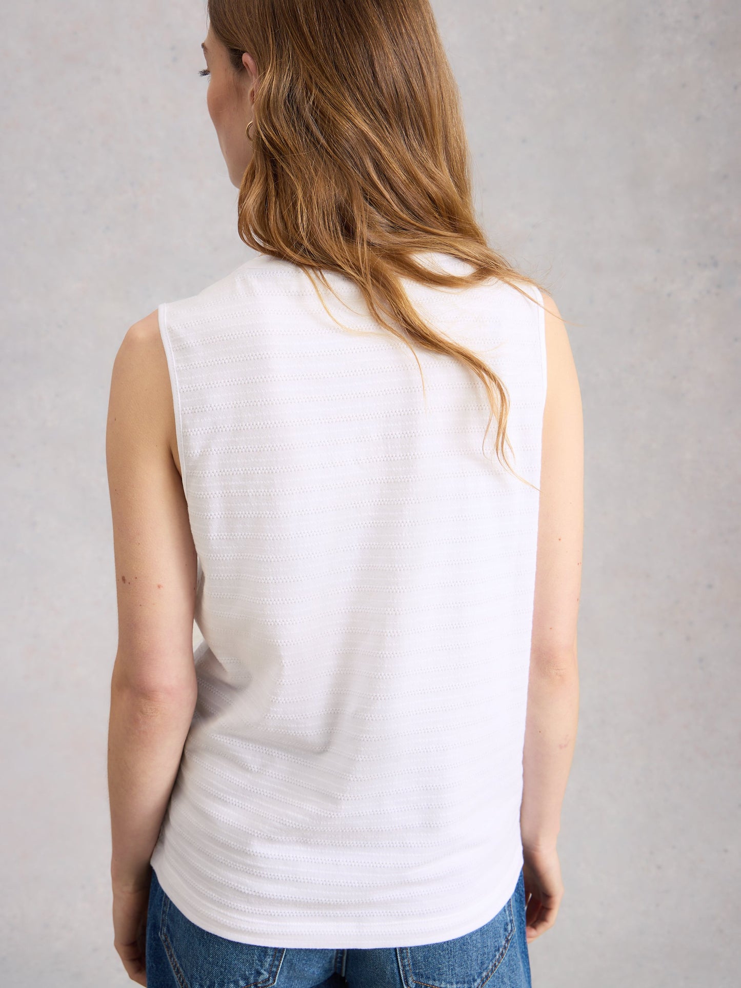 NORA TEXTURE NOTCH VEST