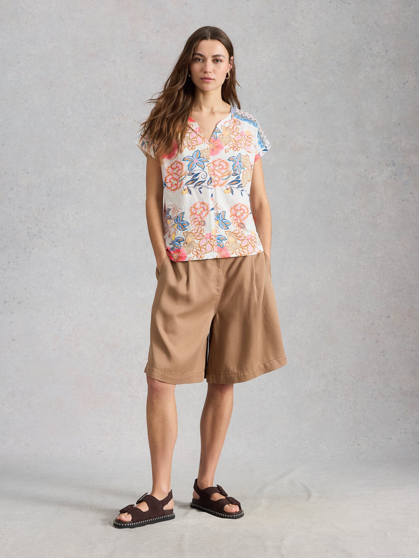 NELLY NOTCH NECK TEE