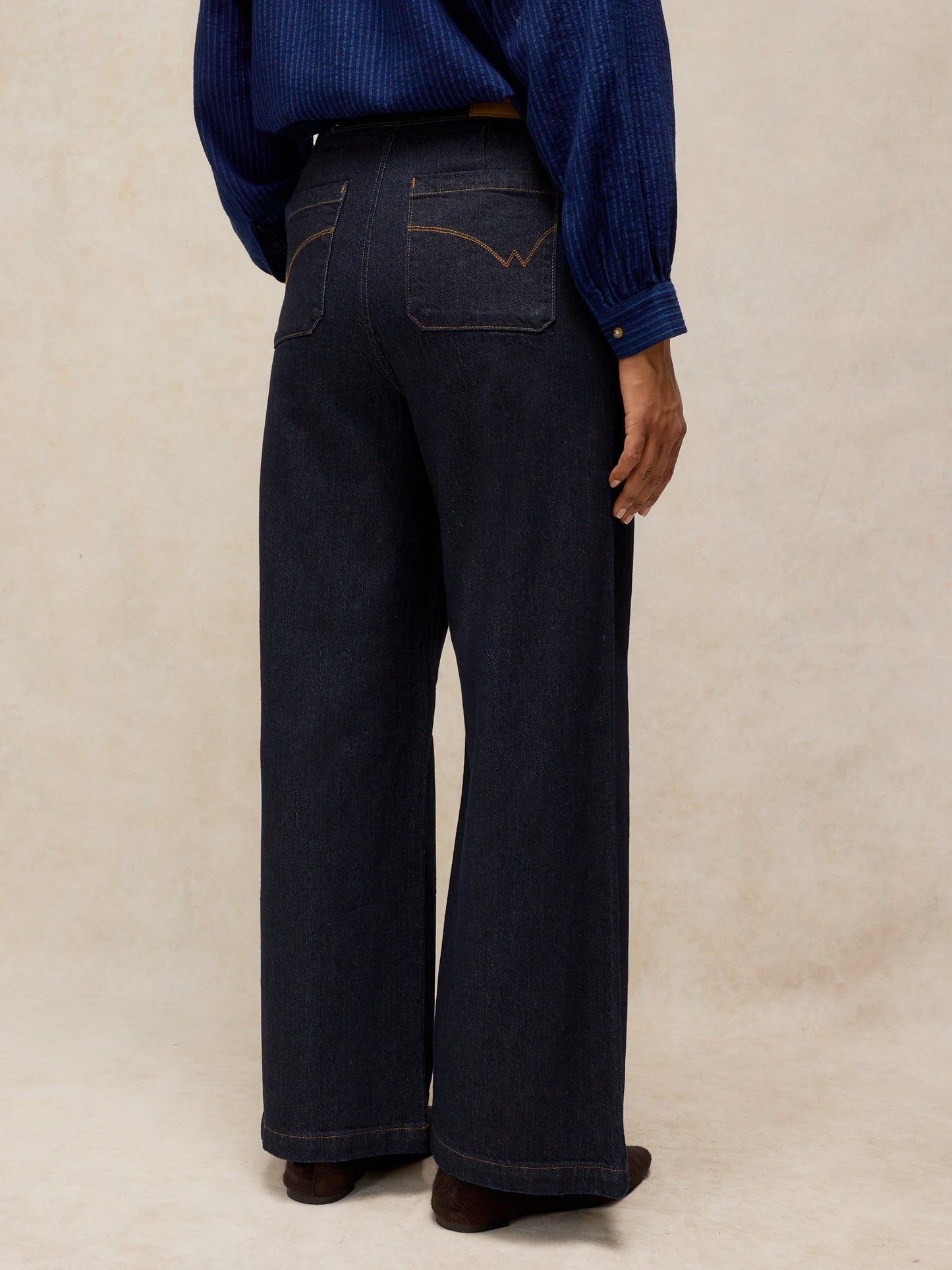 Reese Button Detail Jean