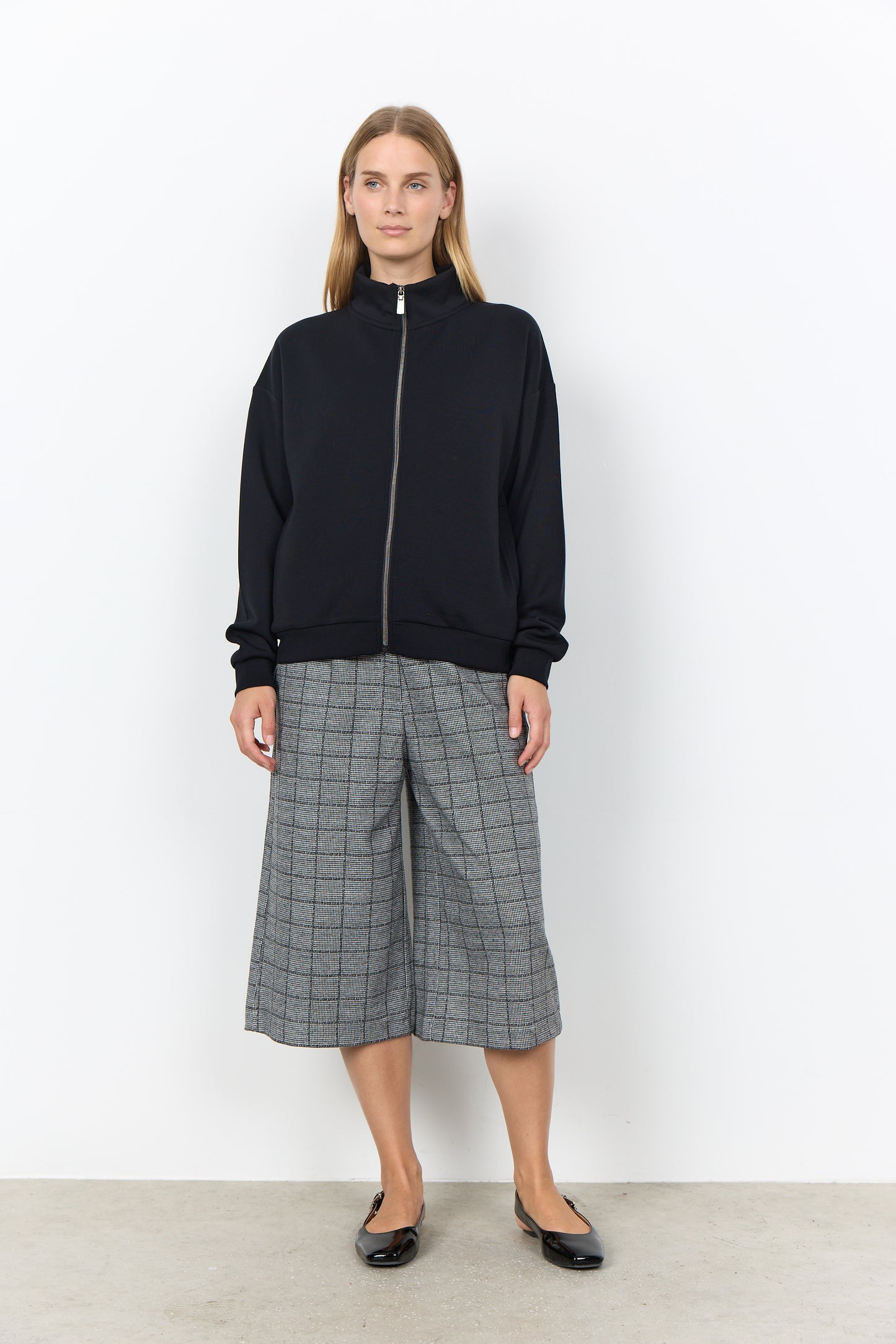 SC-JANNY 2 CARDIGAN-J