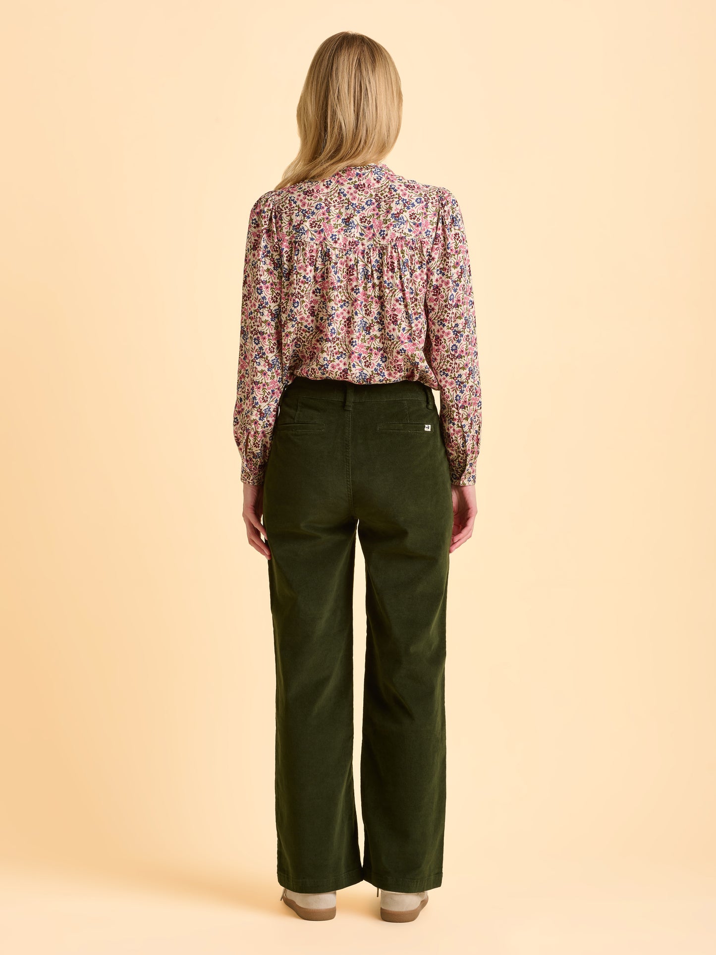 Jora Trouser