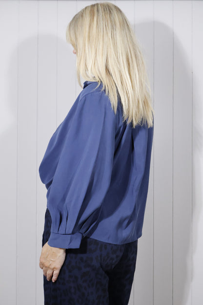 French Tuck Shirt - Navy