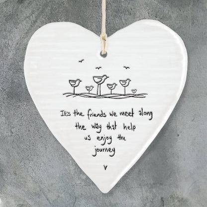 Wobbly round heart - Friends we meet