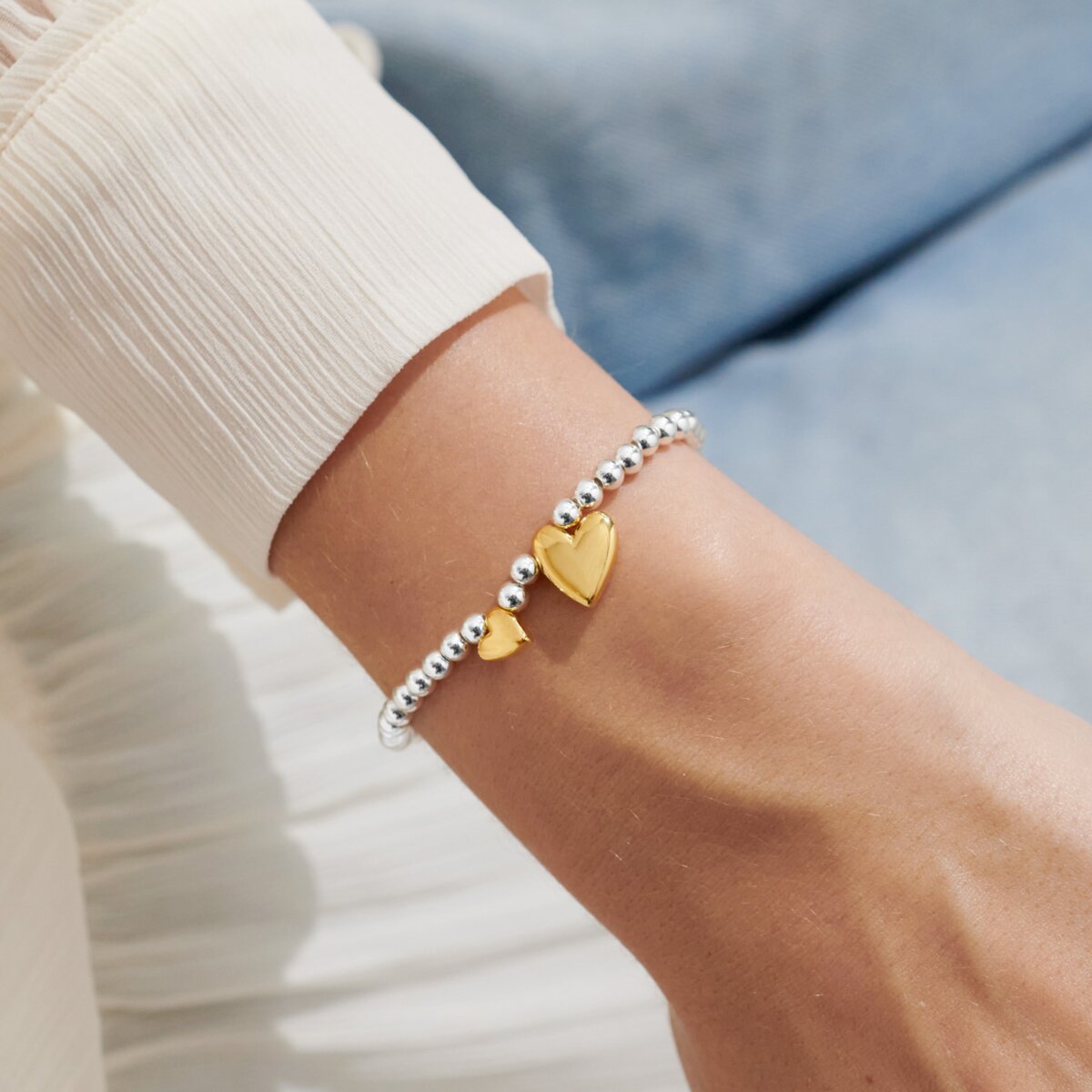 BOXED A LITTLE FRIENDSHIP BRACELET