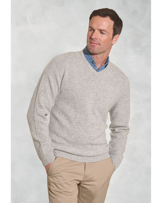 Barton Winter White Lambswool V-Neck Jumper