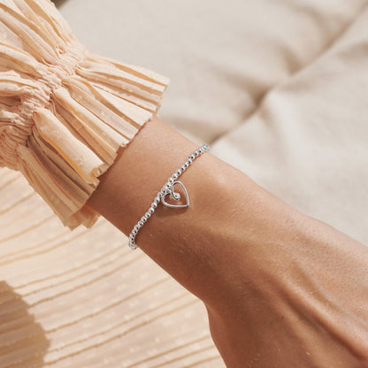 A LITTLE LUCKY TO HAVE A SISTER LIKE YOU BRACELET