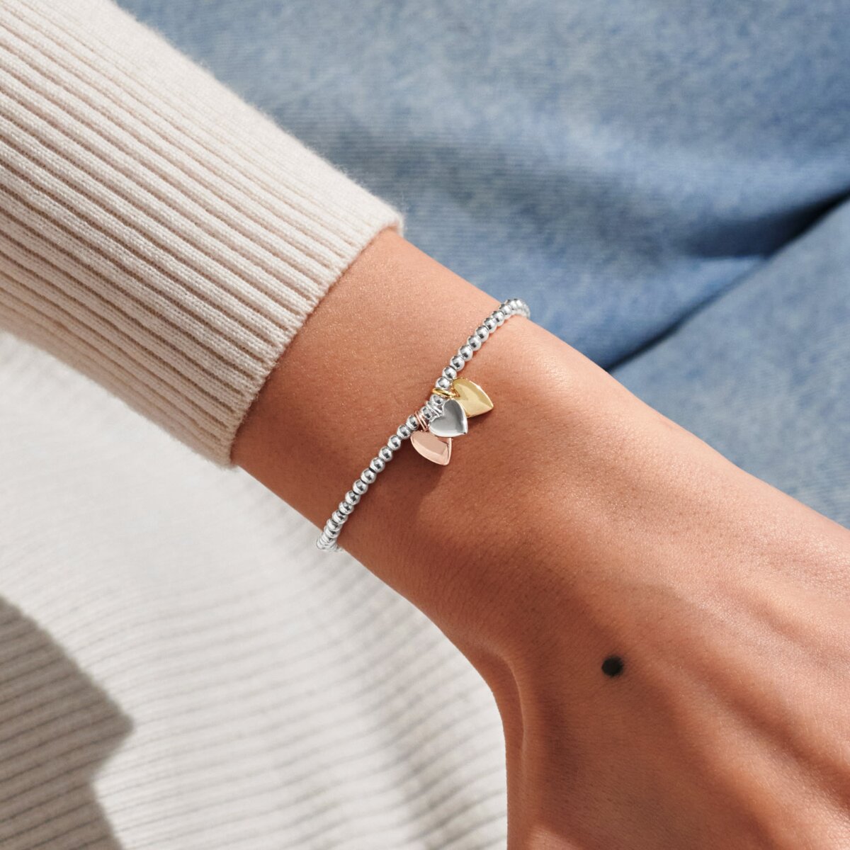 A LITTLE CHARMED MOMENTS HAPPY BIRTHDAY BRACELET