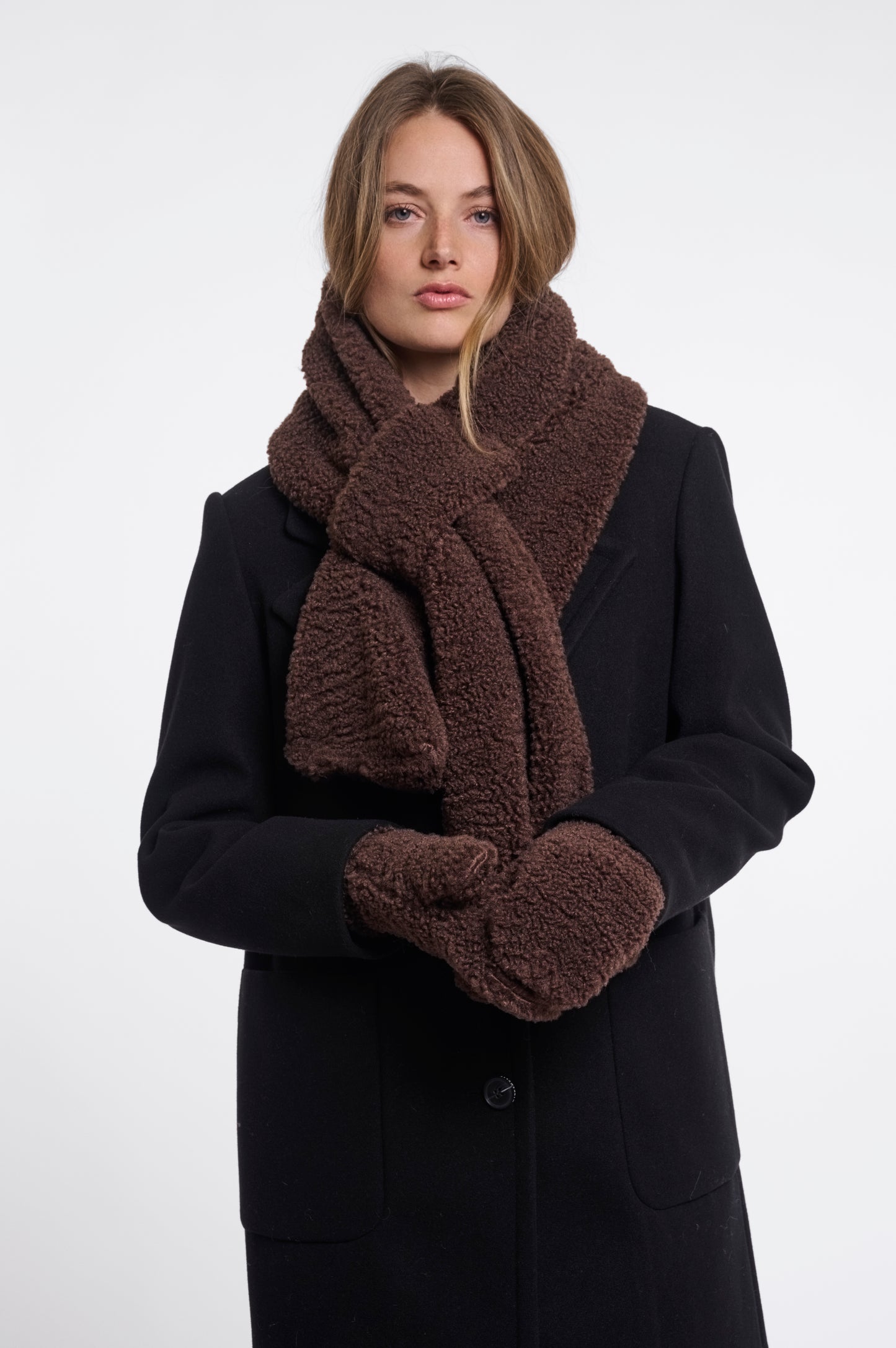 Teddy Scarf
