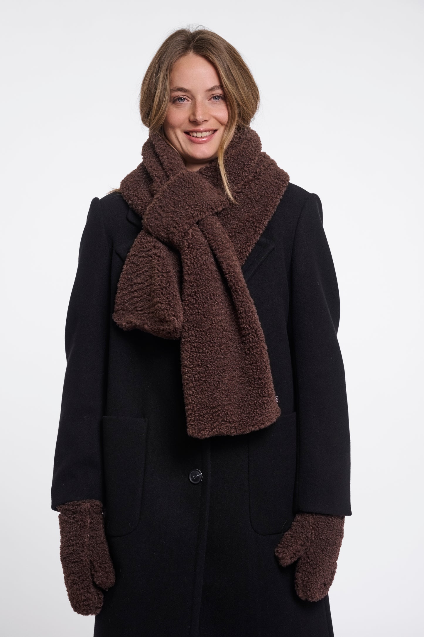 Teddy Scarf